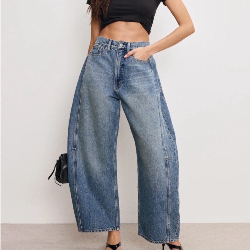 NWT Good American Good Extreme Barrel Jeans